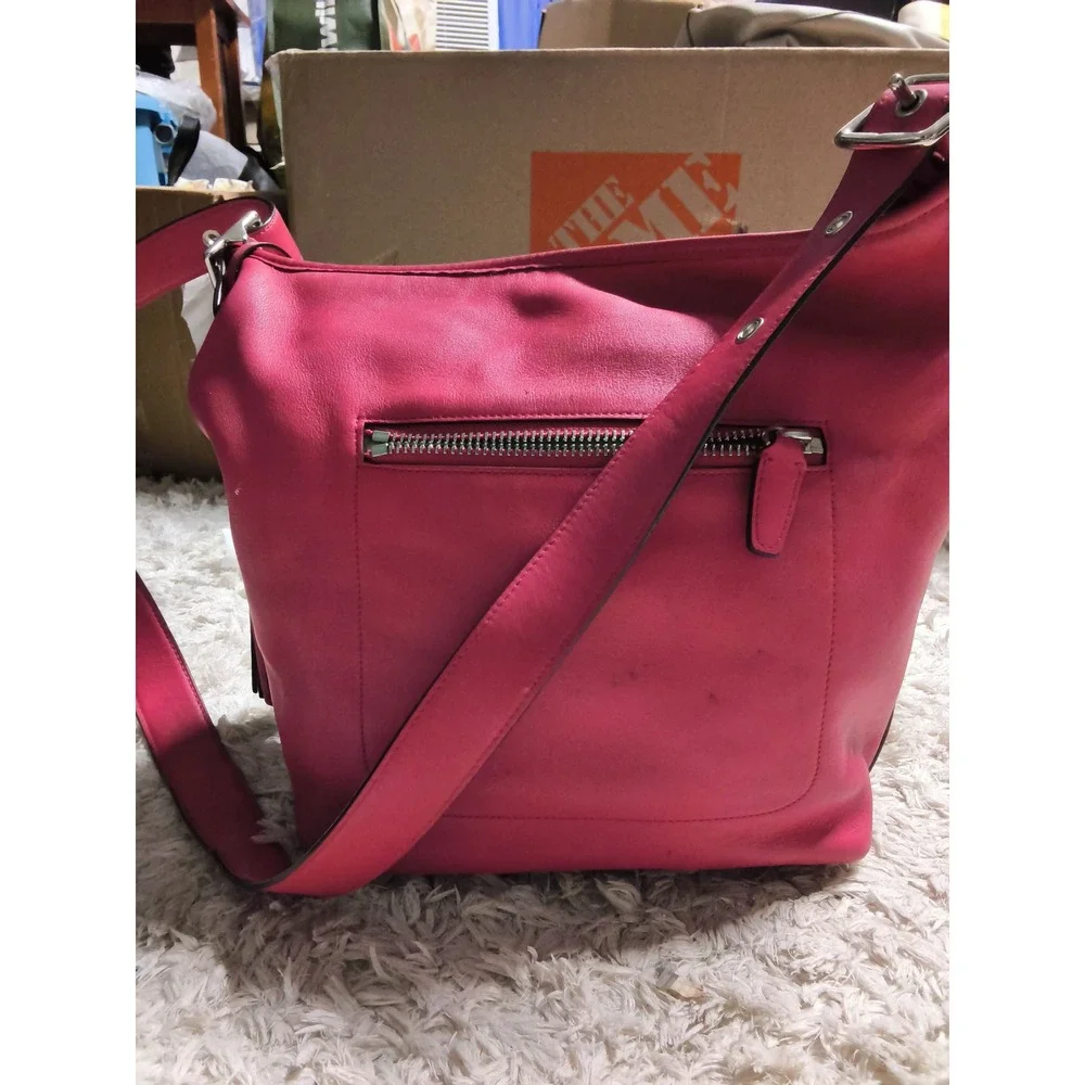 39.Coach Pink Leather Hobo Shoulder Bag F1381-19889 Silver Hardware